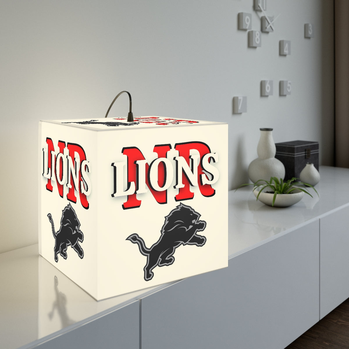 Lions Light Cube Lamp